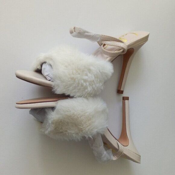 Lulu's Heeled Sandals Stilletto Women's Ivory Soft Faux Fur Ankle Strap Size7 - Picture 4 of 6